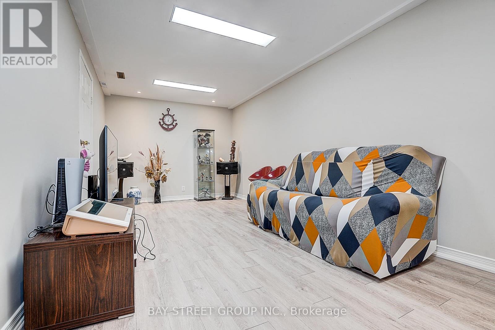 43 Bluesky Crescent, Richmond Hill, Ontario  L4C 8J2 - Photo 46 - N12958920