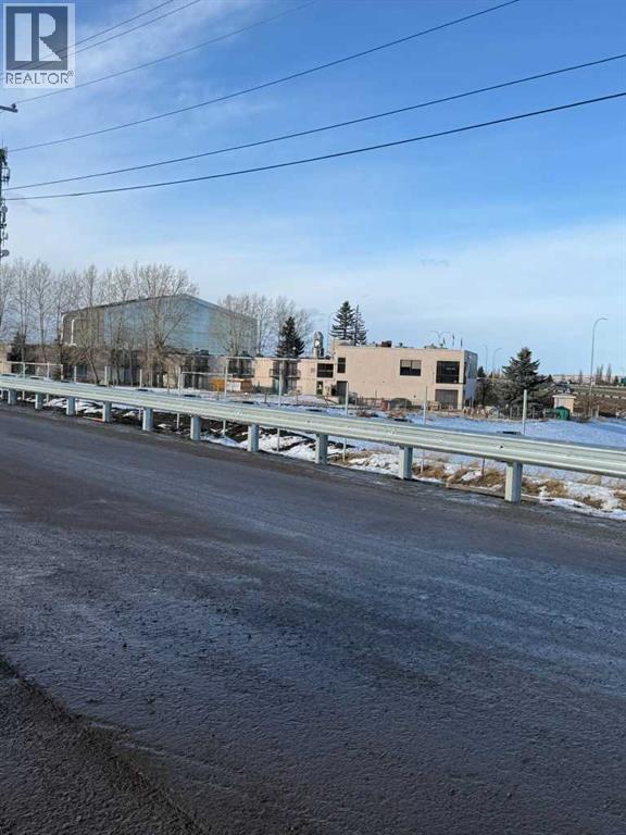 10623 West Valley Road, Calgary, Alberta  T3B 5T2 - Photo 2 - A2297965