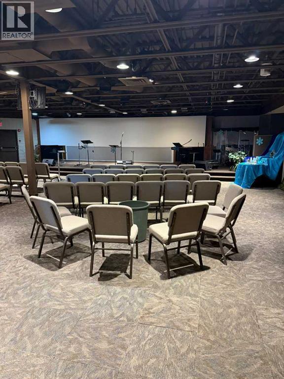 10623 West Valley Road, Calgary, Alberta  T3B 5T2 - Photo 4 - A2297965