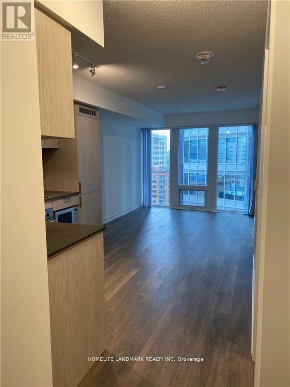 1601 - 60 Shuter Street, Toronto, Ontario  M5B 1A8 - Photo 3 - C12958928