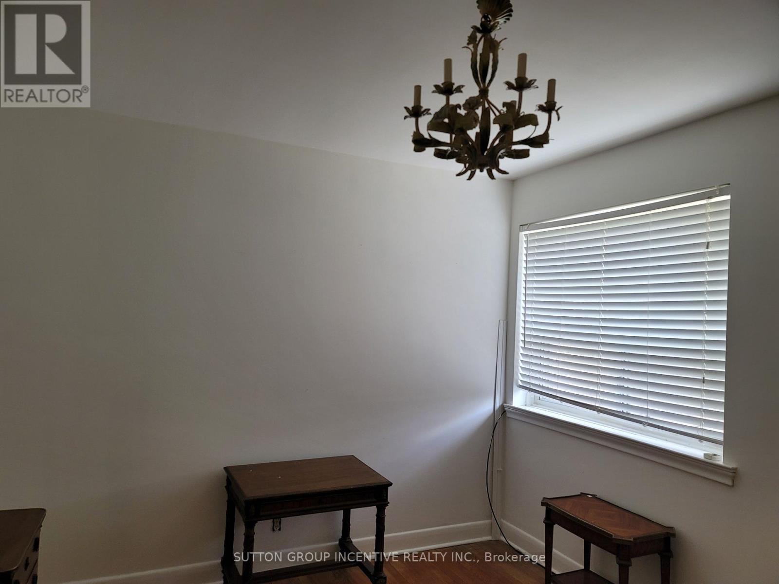 73 Beaverton Road S, Richmond Hill, Ontario  L4C 2H8 - Photo 18 - N12958924