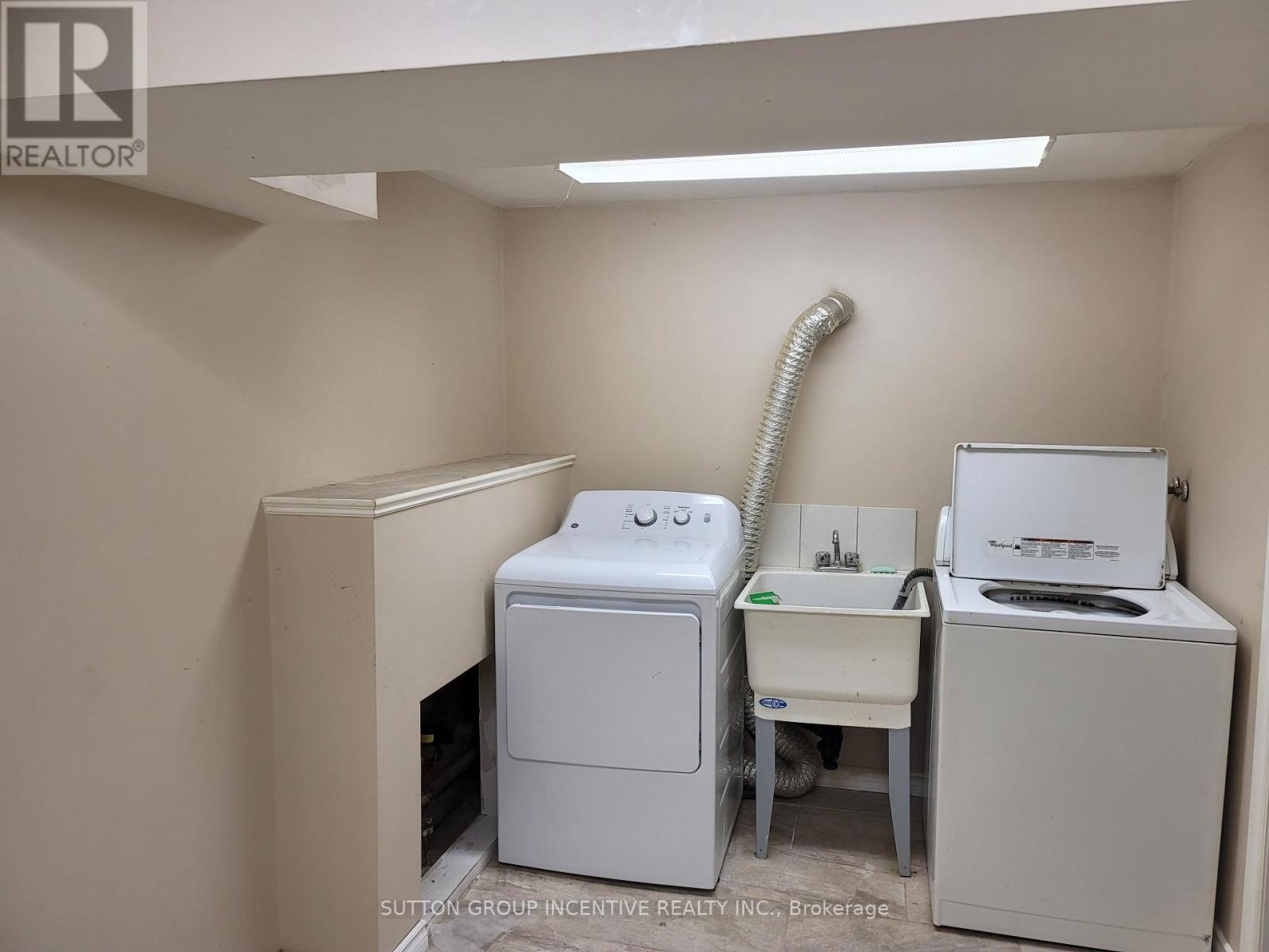 73 Beaverton Road S, Richmond Hill, Ontario  L4C 2H8 - Photo 19 - N12958924