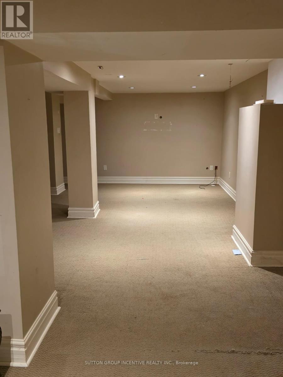 73 Beaverton Road S, Richmond Hill, Ontario  L4C 2H8 - Photo 26 - N12958924