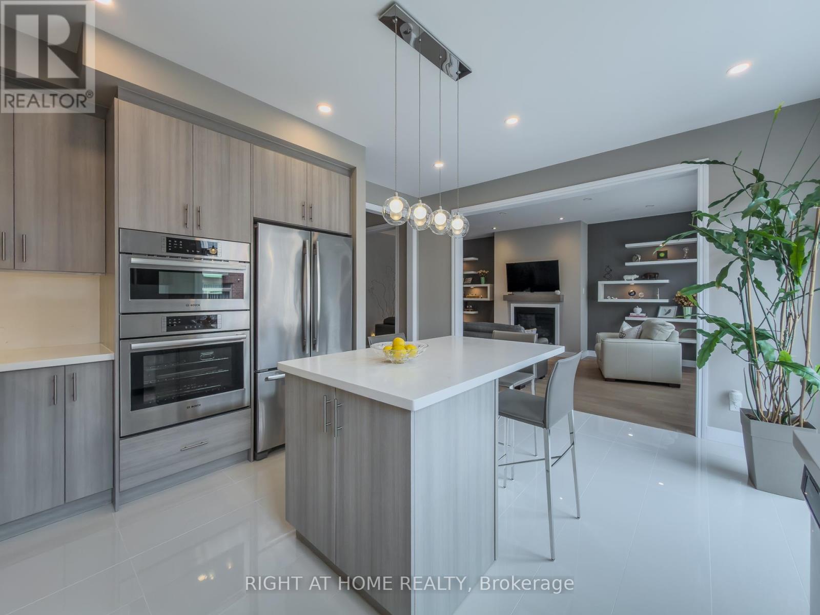 77 Leaden Hall Drive, East Gwillimbury, Ontario  L9N 0R5 - Photo 15 - N12958936