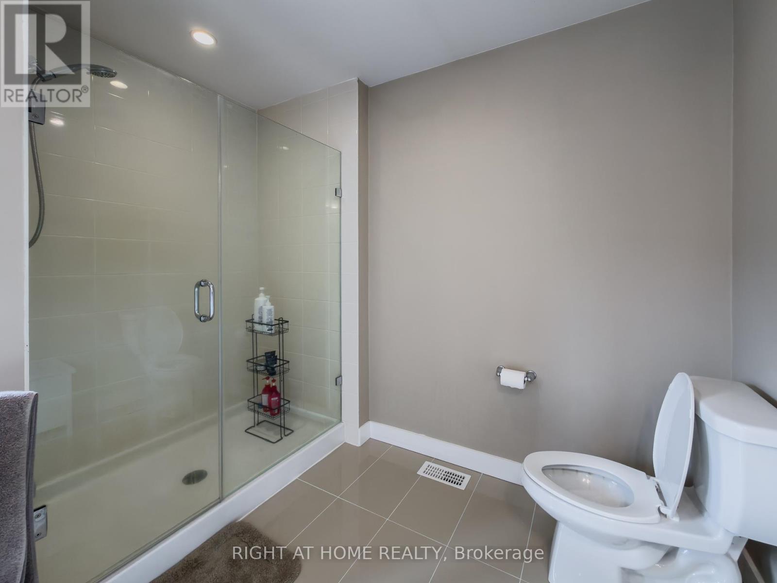 77 Leaden Hall Drive, East Gwillimbury, Ontario  L9N 0R5 - Photo 24 - N12958936