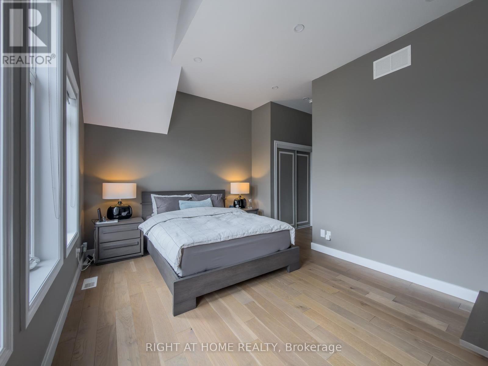 77 Leaden Hall Drive, East Gwillimbury, Ontario  L9N 0R5 - Photo 31 - N12958936