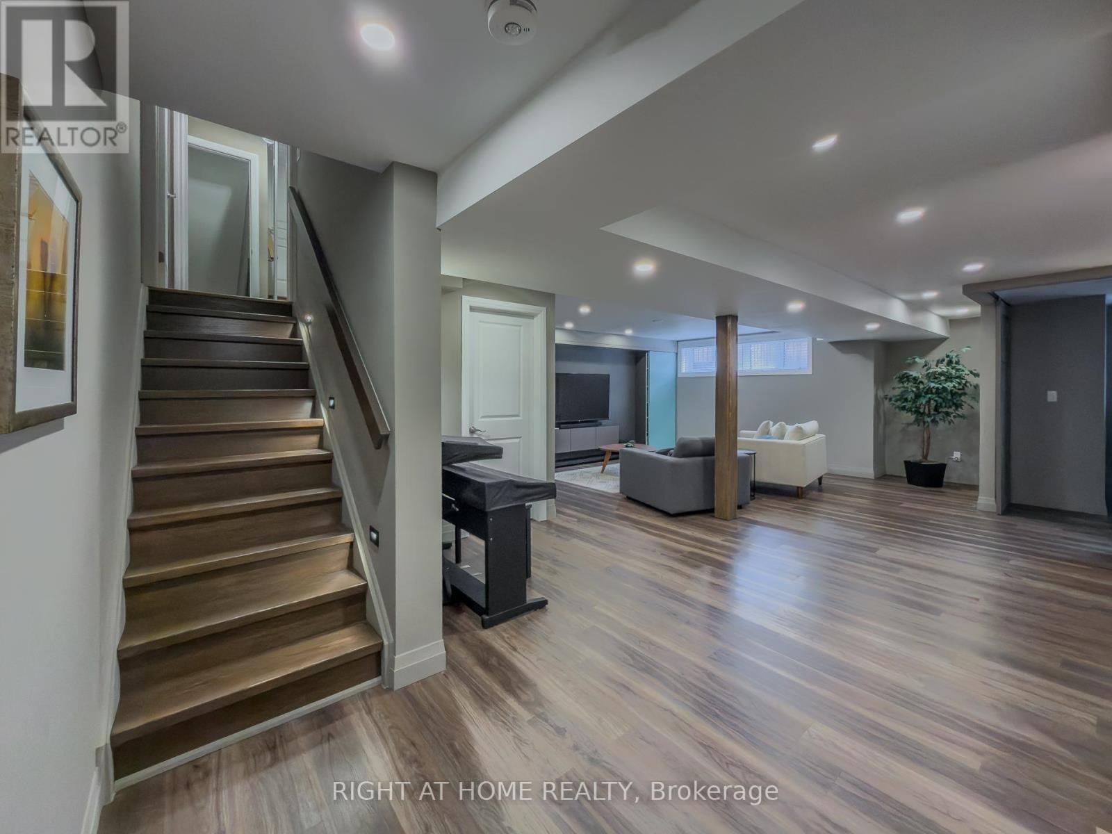 77 Leaden Hall Drive, East Gwillimbury, Ontario  L9N 0R5 - Photo 42 - N12958936