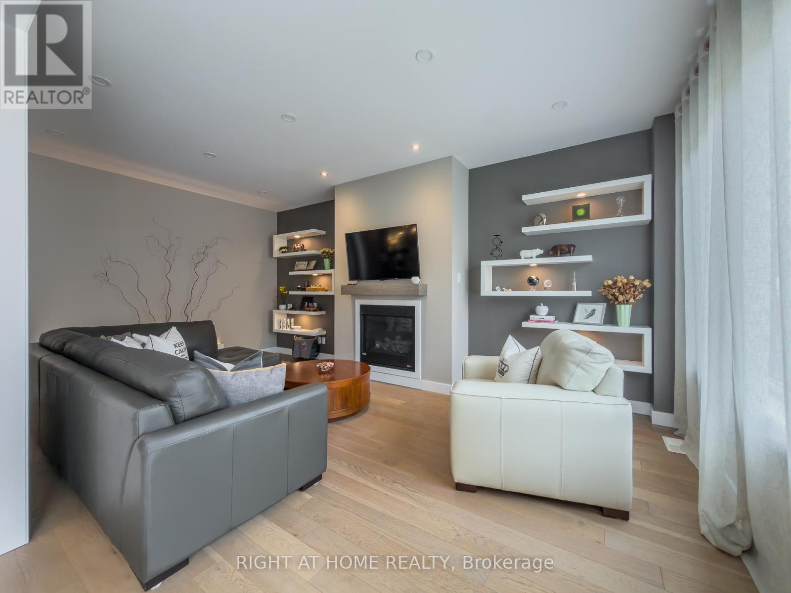 77 Leaden Hall Drive, East Gwillimbury, Ontario  L9N 0R5 - Photo 9 - N12958936