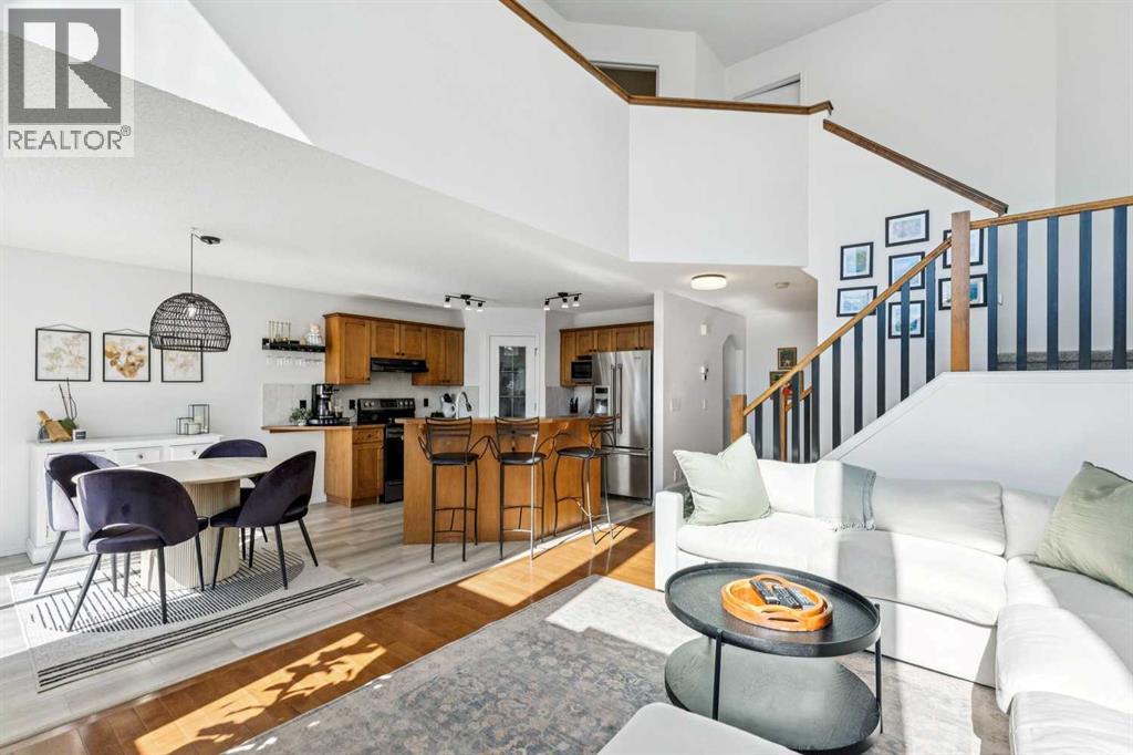 214 Cougarstone Circle SW, Calgary, Alberta  T3H 4W5 - Photo 18 - A2297016