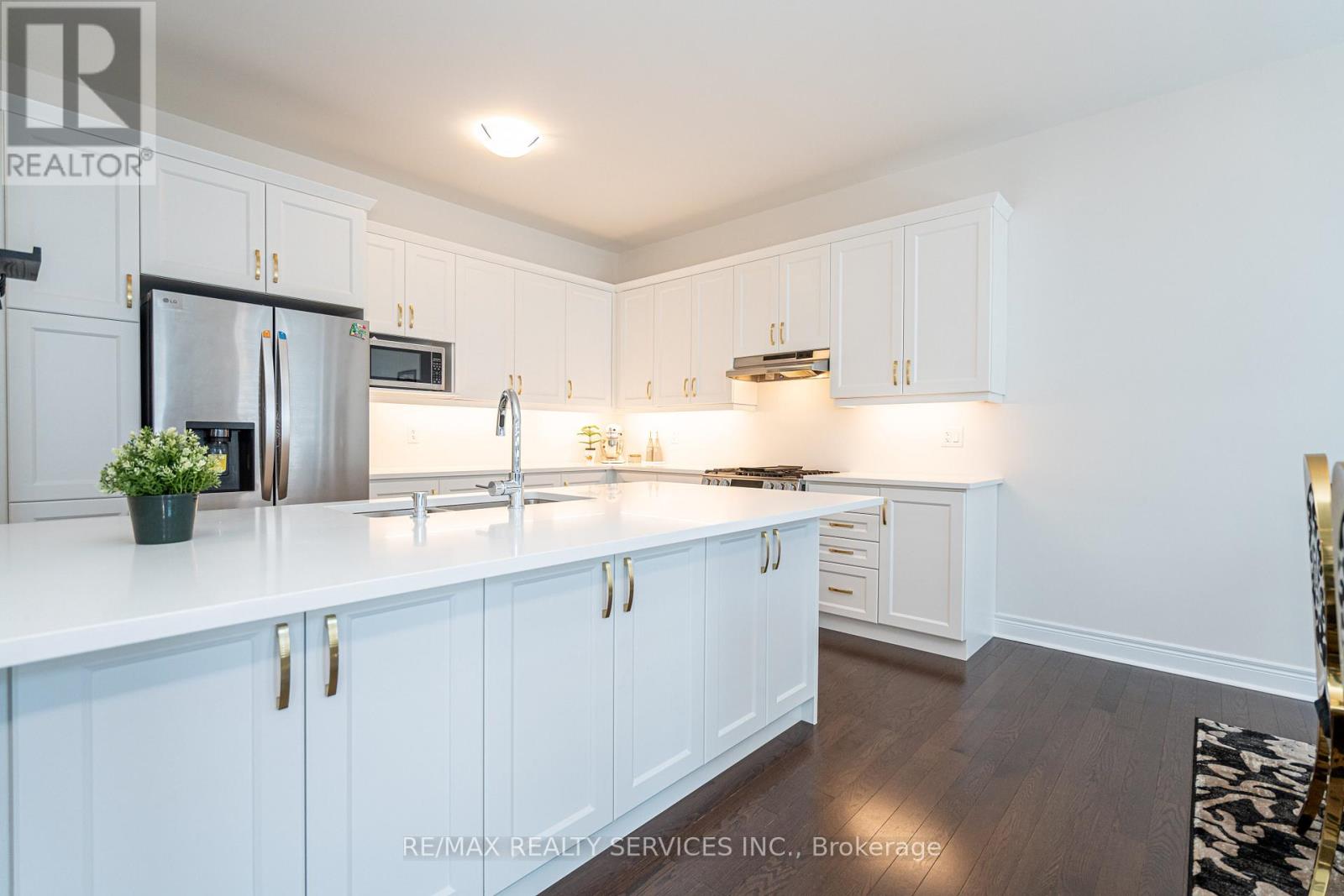 40 Icon Street, Brampton, Ontario  L6R 4E5 - Photo 25 - W12958942