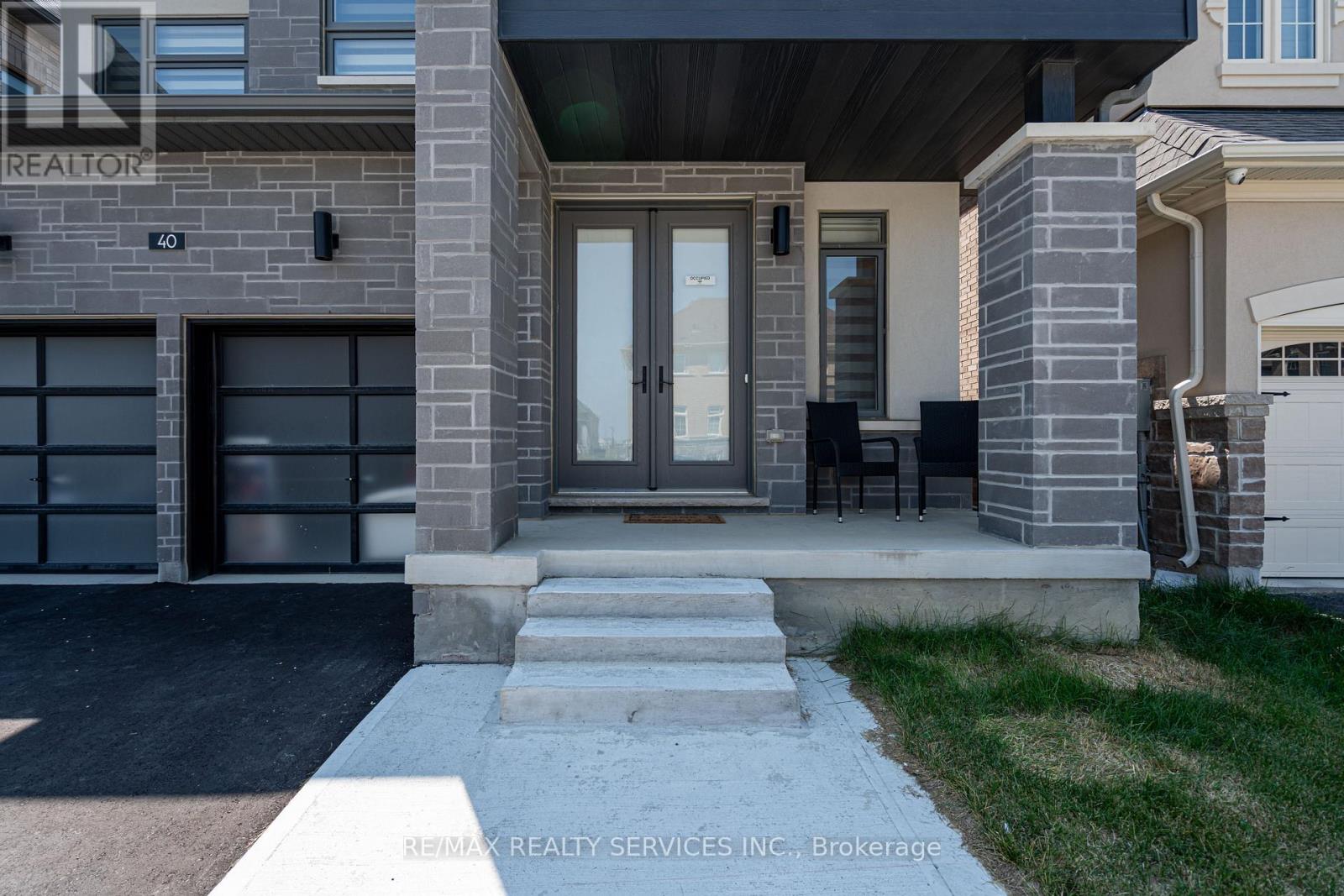 40 Icon Street, Brampton, Ontario  L6R 4E5 - Photo 9 - W12958942