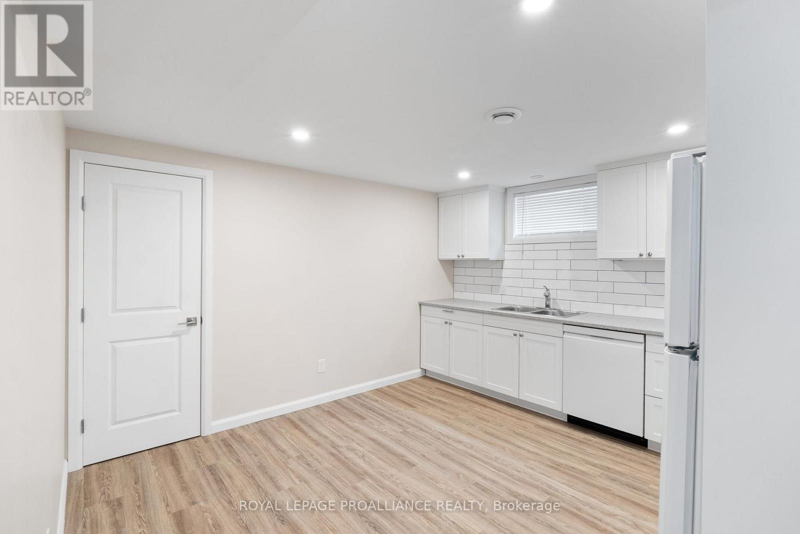 B - 434 Major Street, Cobourg, Ontario  K9A 4E1 - Photo 9 - X12799958