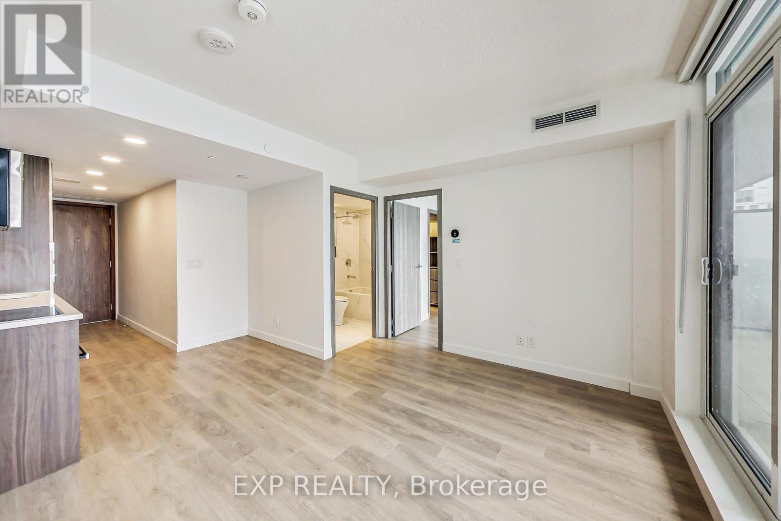 1703 - 38 Widmer Street E, Toronto, Ontario  M5V 0P7 - Photo 5 - C12958944