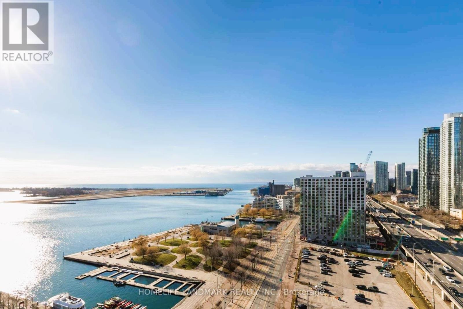 2404 - 270 Queens Quay W, Toronto, Ontario M5J 2N4 - Photo 12 - C12958946