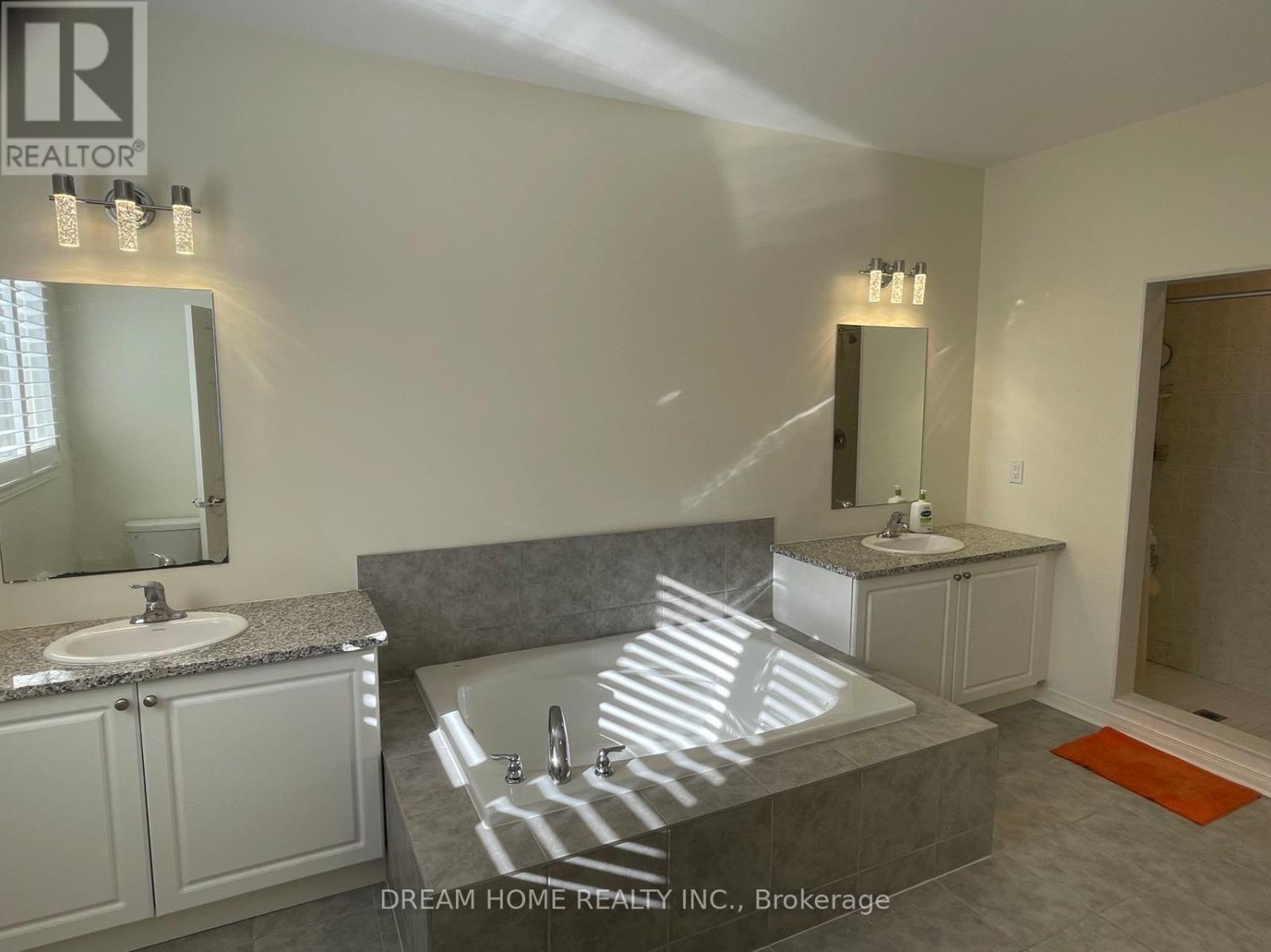 133 Hartney Drive, Richmond Hill, Ontario  L4S 0L1 - Photo 15 - N12958950