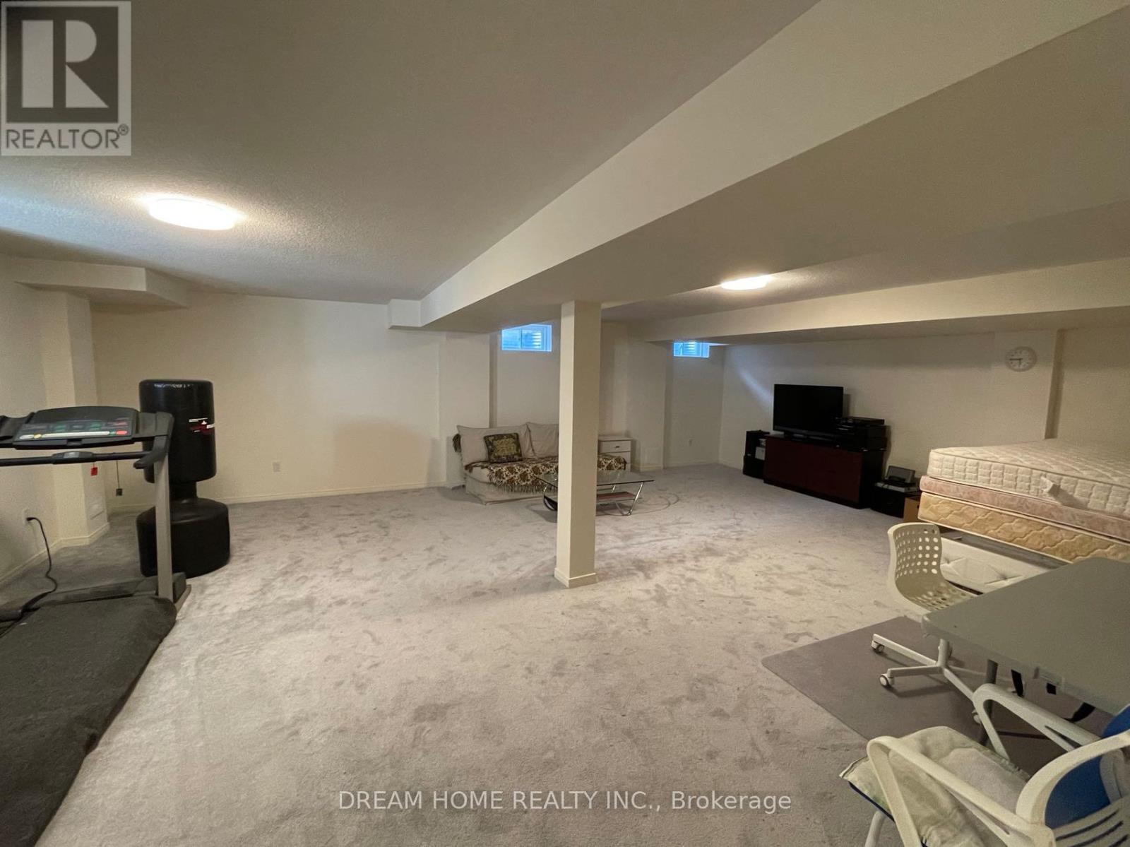 133 Hartney Drive, Richmond Hill, Ontario  L4S 0L1 - Photo 18 - N12958950