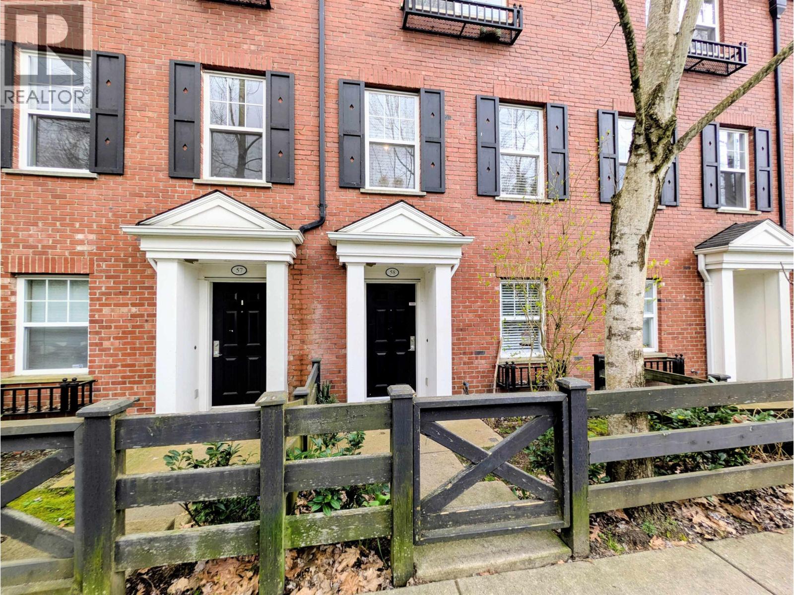 58 19572 FRASER WAY, Pitt Meadows, British Columbia