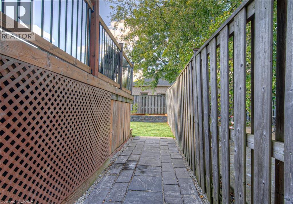 14 Laycock Street, Brantford, Ontario  N3S 0A3 - Photo 6 - 40791026