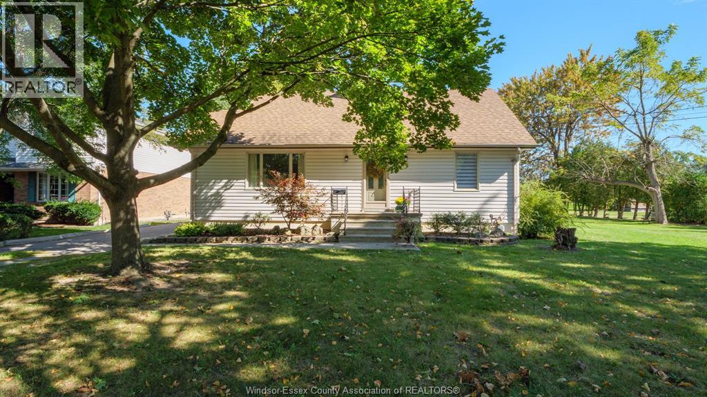4054 Roseland Drive West, Windsor, Ontario  N9G 1Z8 - Photo 6 - 25021616