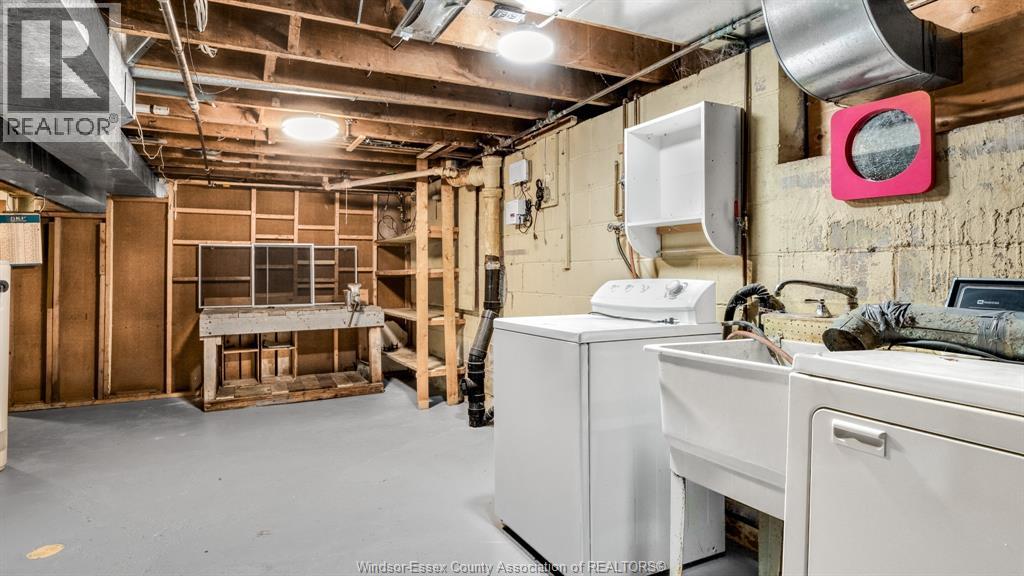 4054 Roseland Drive West, Windsor, Ontario  N9G 1Z8 - Photo 38 - 25021616