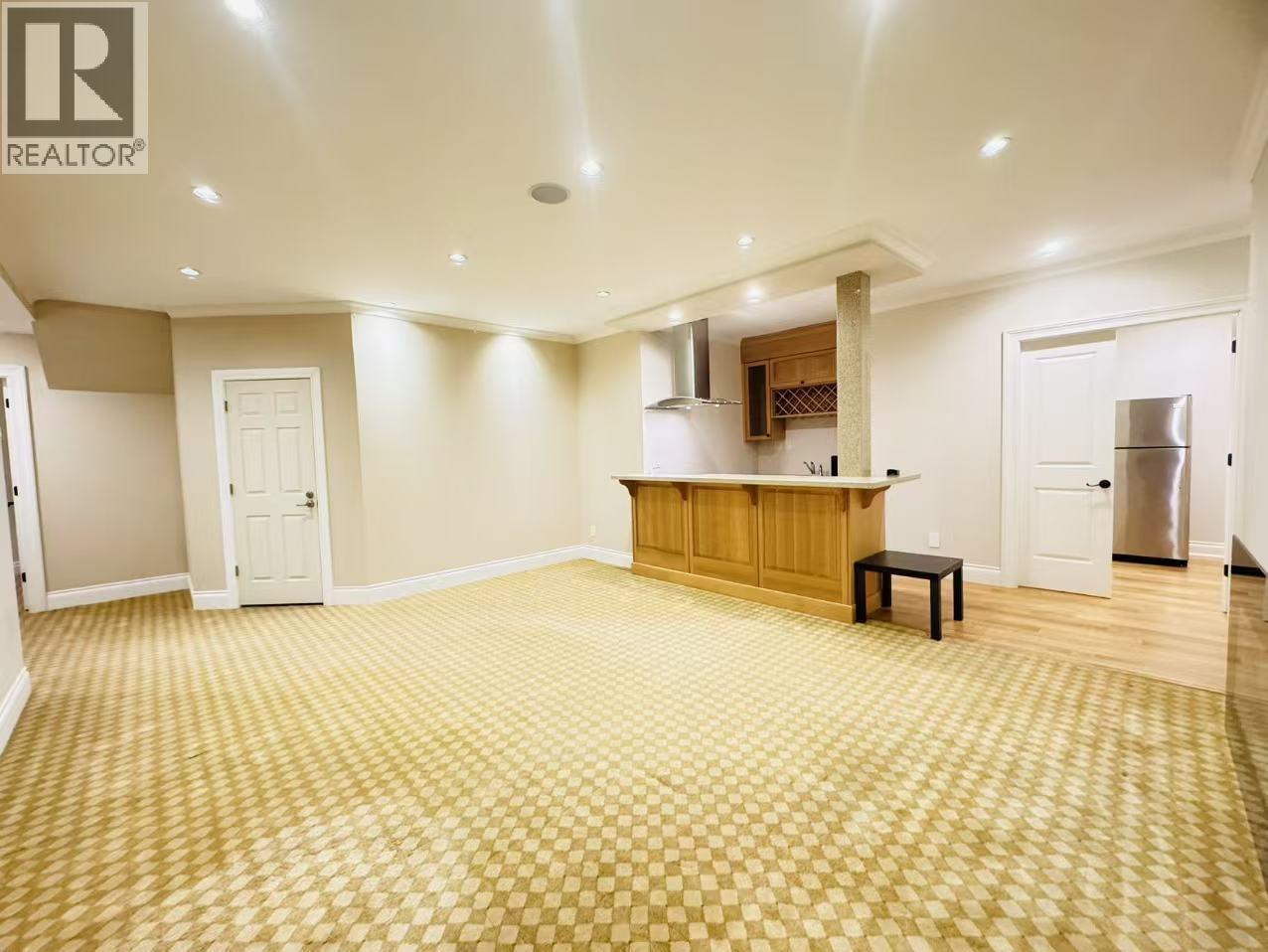 8200 Government Road, Burnaby, British Columbia  V5A 2E4 - Photo 4 - R3106968