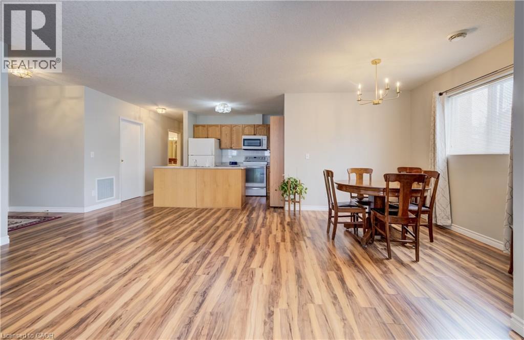 345 Briarmeadow Drive Unit# 102, Kitchener, Ontario  N2A 4J6 - Photo 14 - 40807408