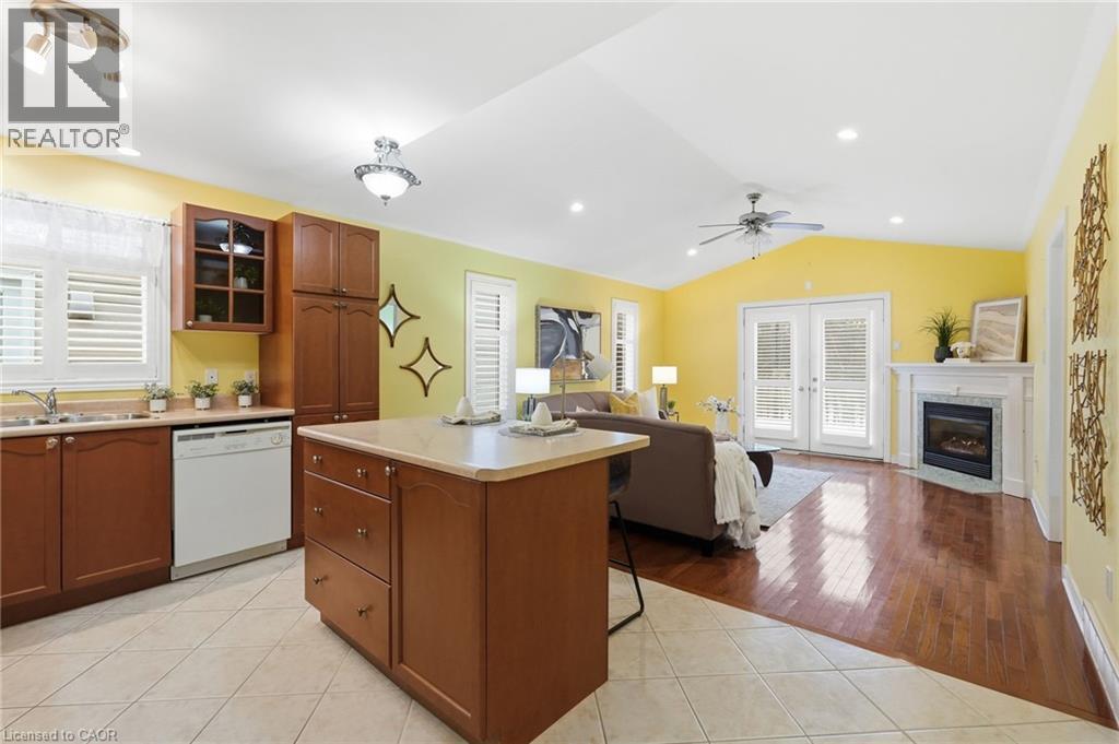 7844 Charnwood Avenue, Niagara Falls, Ontario  L2H 3E2 - Photo 8 - 40805829