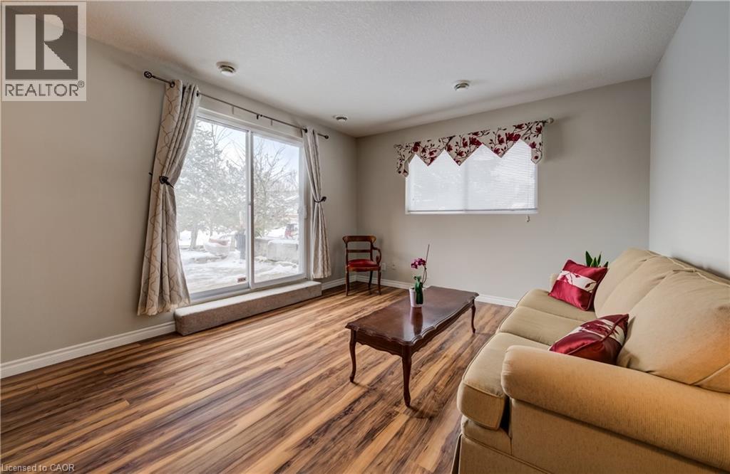 345 Briarmeadow Drive Unit# 102, Kitchener, Ontario  N2A 4J6 - Photo 12 - 40807408