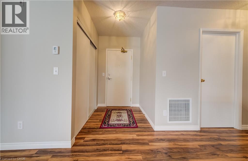 345 Briarmeadow Drive Unit# 102, Kitchener, Ontario  N2A 4J6 - Photo 5 - 40807408