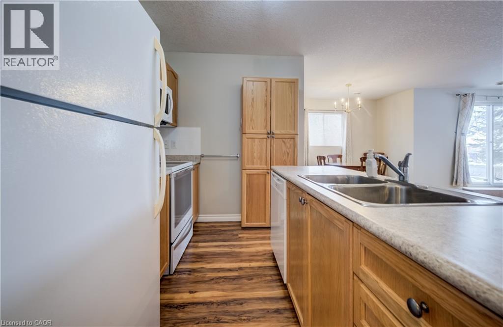 345 Briarmeadow Drive Unit# 102, Kitchener, Ontario  N2A 4J6 - Photo 8 - 40807408