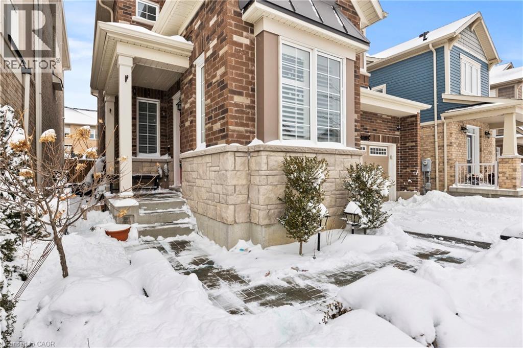 136 Hatt Court, Milton, Ontario  L9E 1G7 - Photo 6 - 40808087