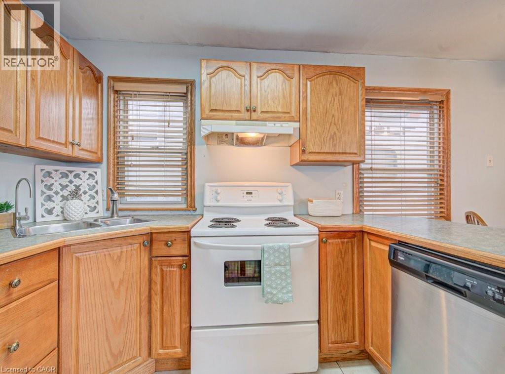 7 Second Avenue, Cambridge, Ontario  N1S 2B7 - Photo 8 - 40808689