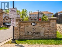 UNIT 13 - 200 MCLEVIN AVENUE, Toronto, Ontario