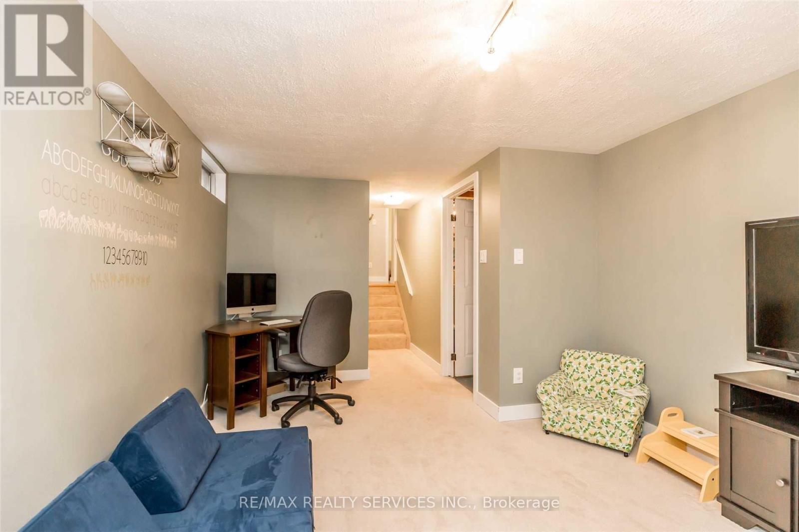 83 Janice Drive, Barrie, Ontario  L4N 5N5 - Photo 21 - S12958960