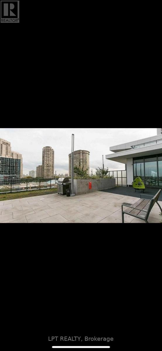 1809 - 75 Eglinton Avenue W, Mississauga, Ontario  L5R 0E5 - Photo 15 - W12958956