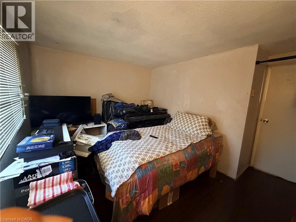 249 Cedarbrae Avenue Unit# 1, Waterloo, Ontario  N2L 4S8 - Photo 13 - 40817602