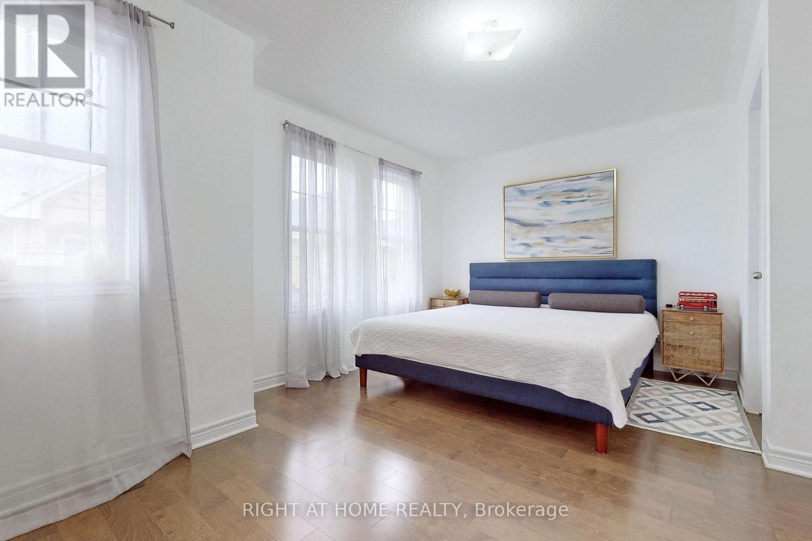 3 - 10 Porter Avenue W, Vaughan, Ontario  L4L 0H1 - Photo 19 - N12898232