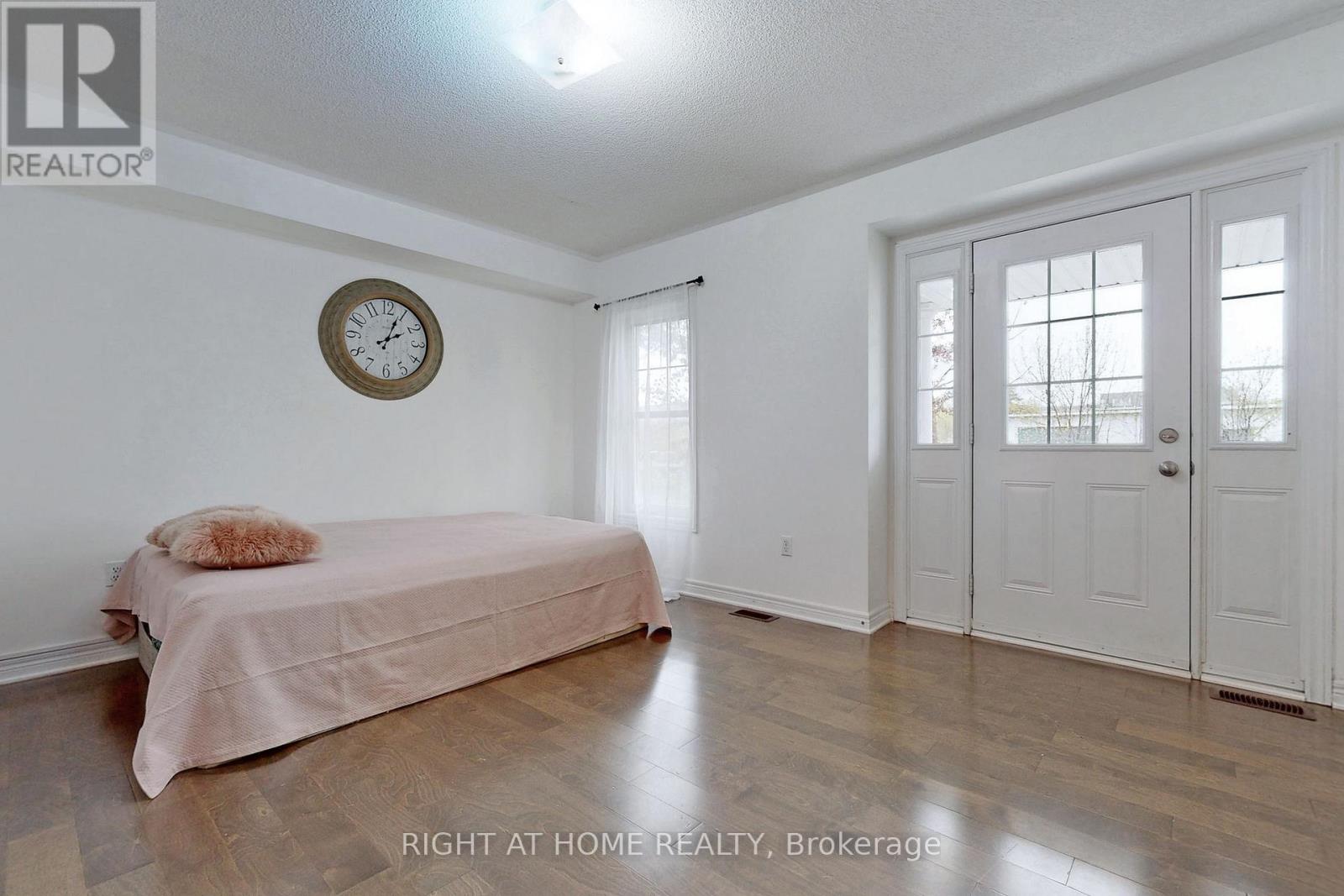3 - 10 Porter Avenue W, Vaughan, Ontario  L4L 0H1 - Photo 30 - N12898232