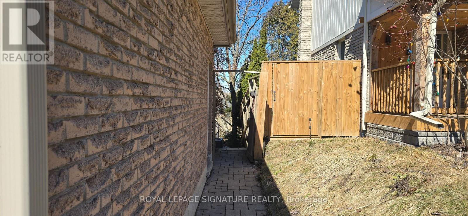 Entire Property - 105 Ashton Road, Newmarket, Ontario  L3Y 5R6 - Photo 31 - N12947978