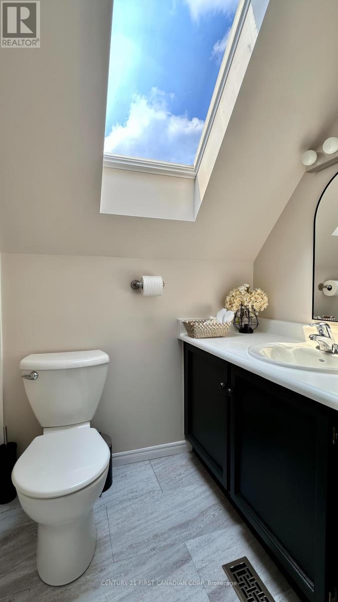 15 Chancton Crescent, London South, Ontario  N6E 2Y5 - Photo 13 - X12958978