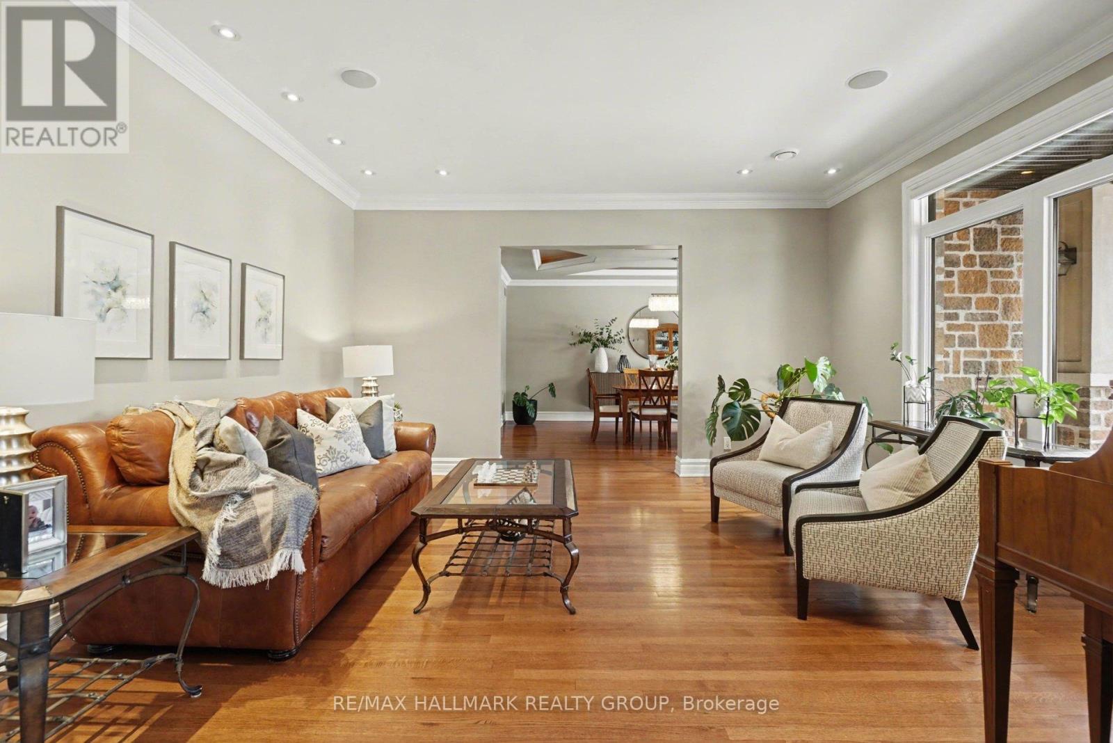 62 Rebecca Crescent, Ottawa, Ontario  K1J 6B9 - Photo 5 - X12958972