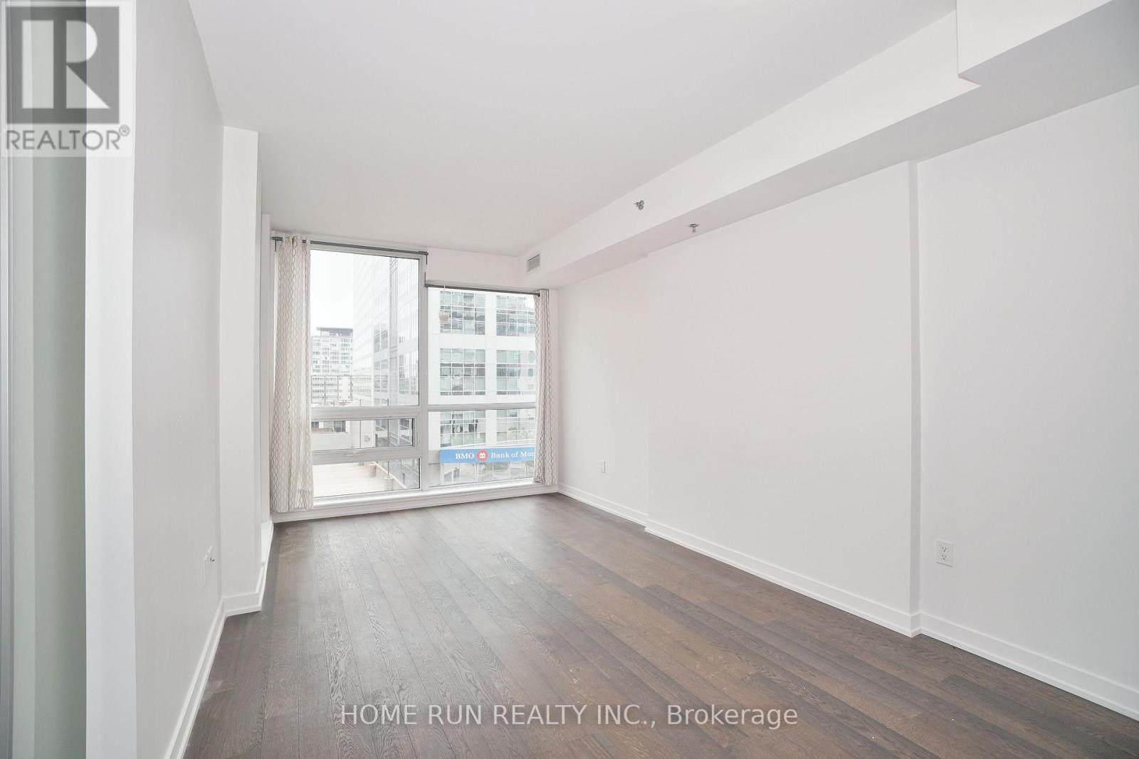 601 - 199 Slater Street, Ottawa, Ontario  K1P 0C8 - Photo 11 - X12958986