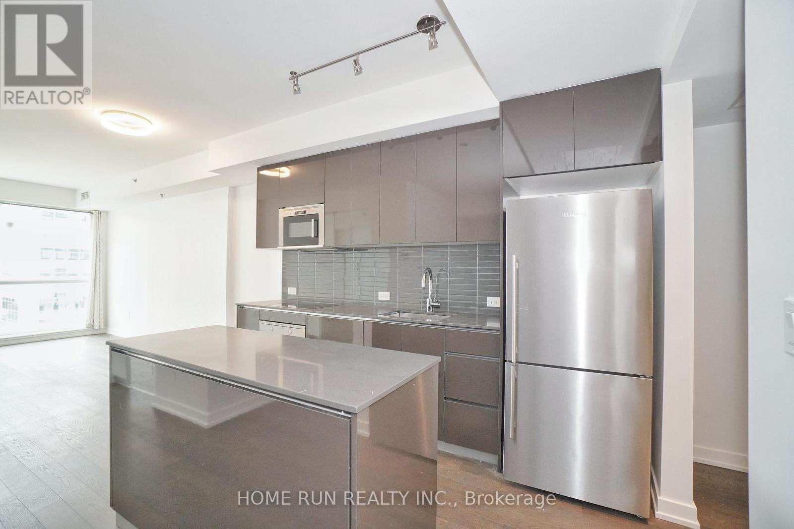 601 - 199 Slater Street, Ottawa, Ontario  K1P 0C8 - Photo 5 - X12958986