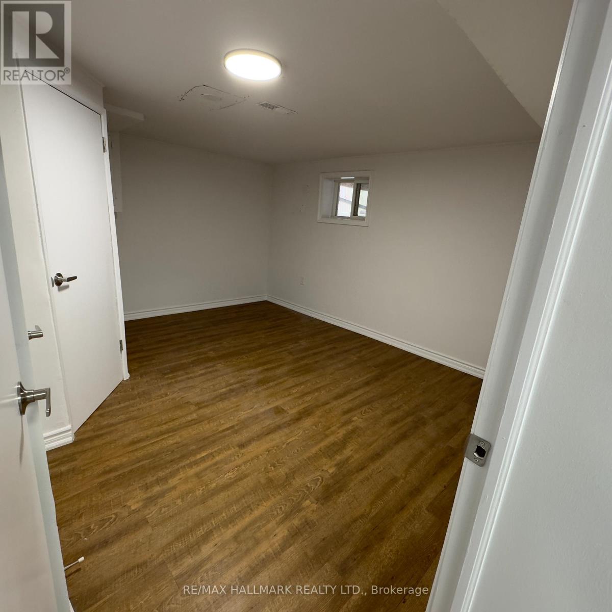 Lower - 63 Hiscock Boulevard, Toronto, Ontario M1G 1S9 - Photo 4 - E12958606