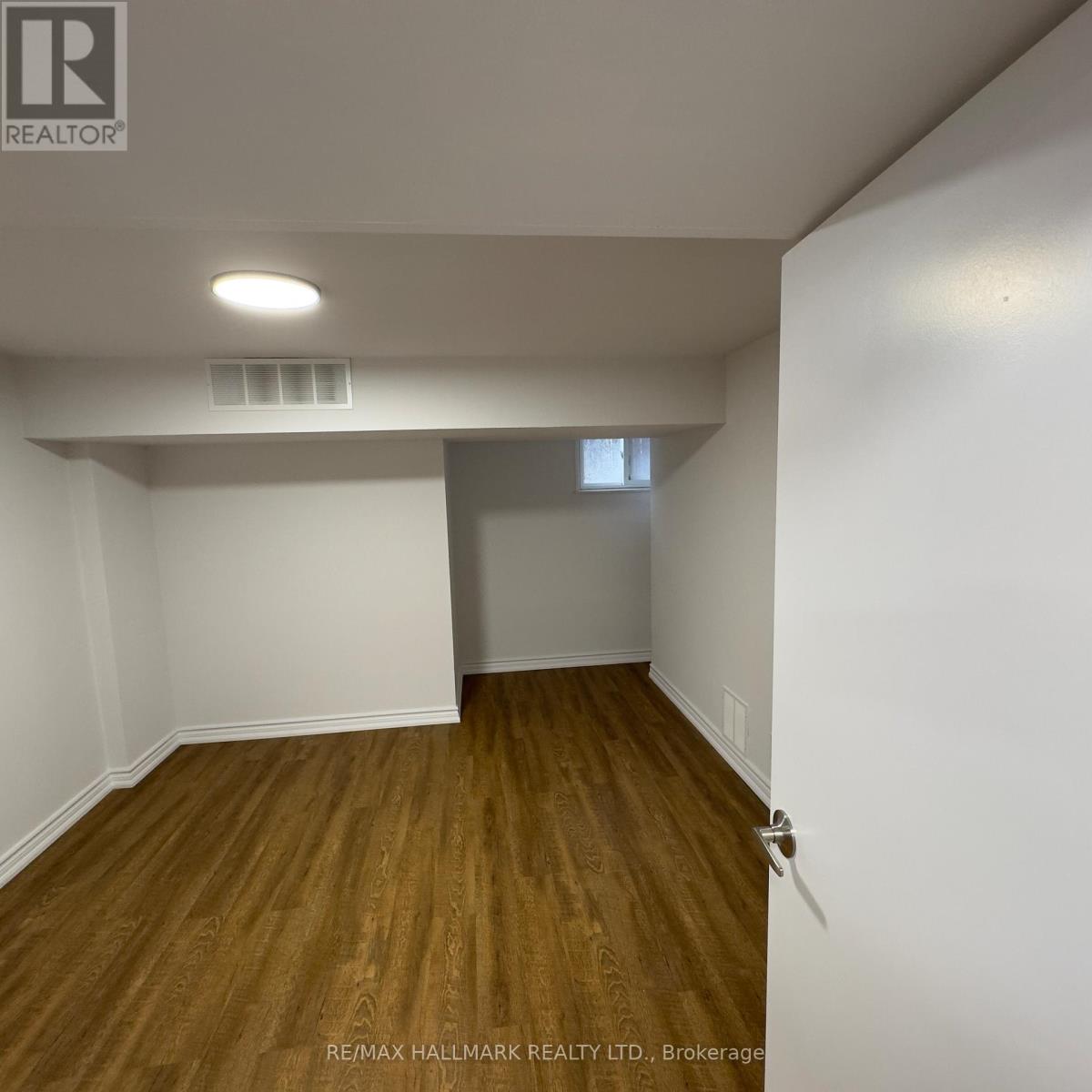 Lower - 63 Hiscock Boulevard, Toronto, Ontario M1G 1S9 - Photo 5 - E12958606