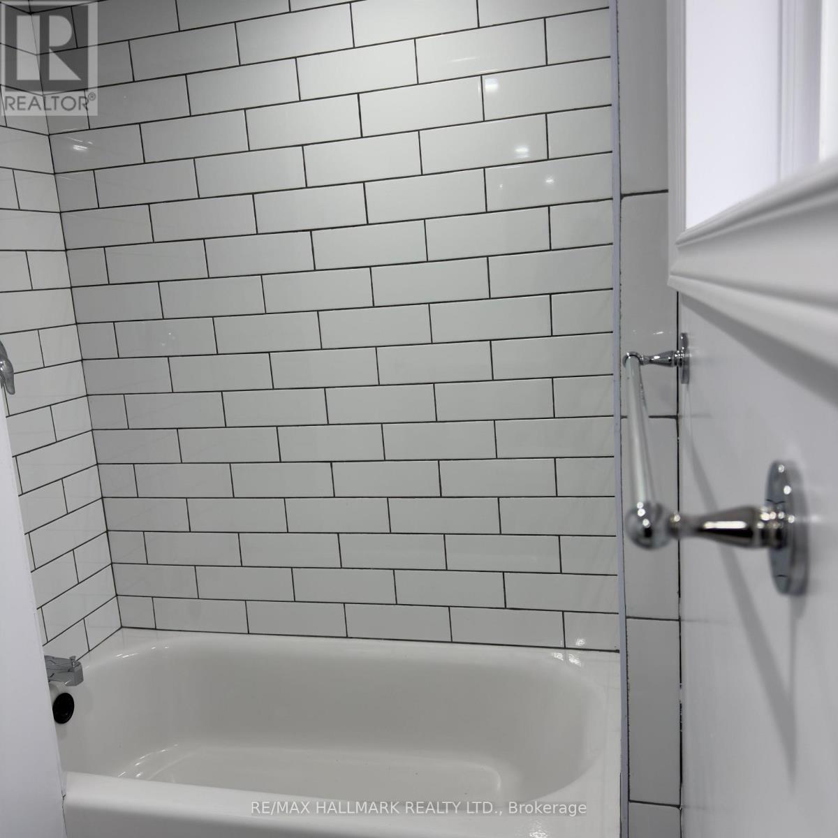 Lower - 63 Hiscock Boulevard, Toronto, Ontario M1G 1S9 - Photo 7 - E12958606