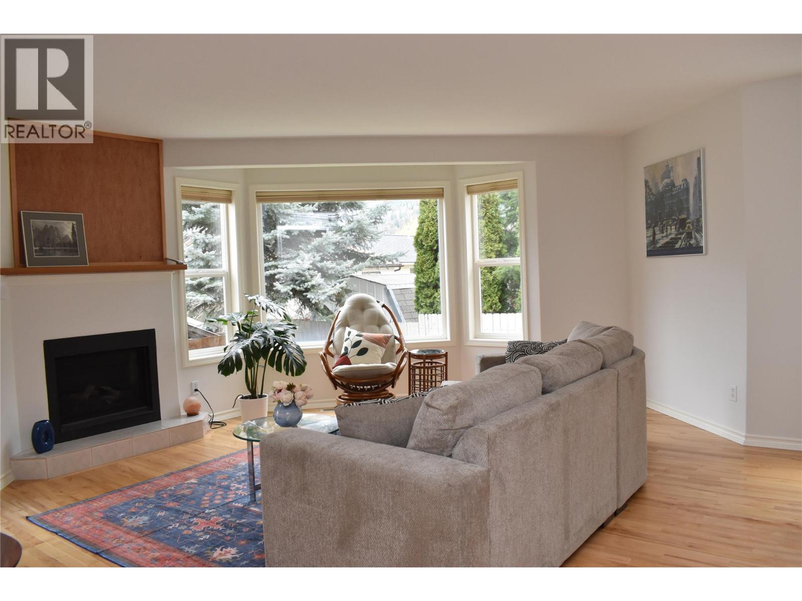 422 Beasley West Crescent, Nelson, British Columbia  V1L 5Y4 - Photo 4 - 10381021