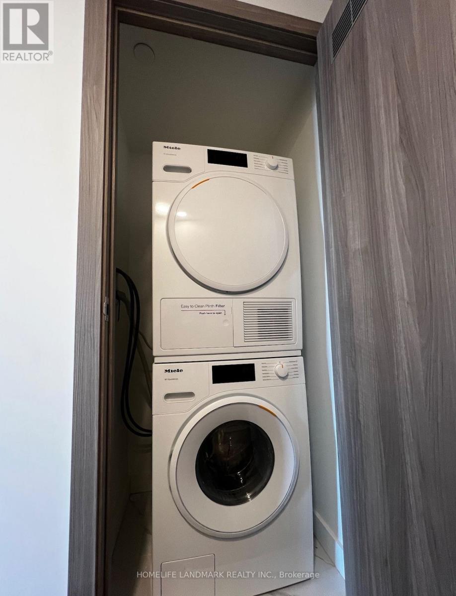 3808 - 38 Widmer Street, Toronto, Ontario  M5V 0P7 - Photo 4 - C12958976