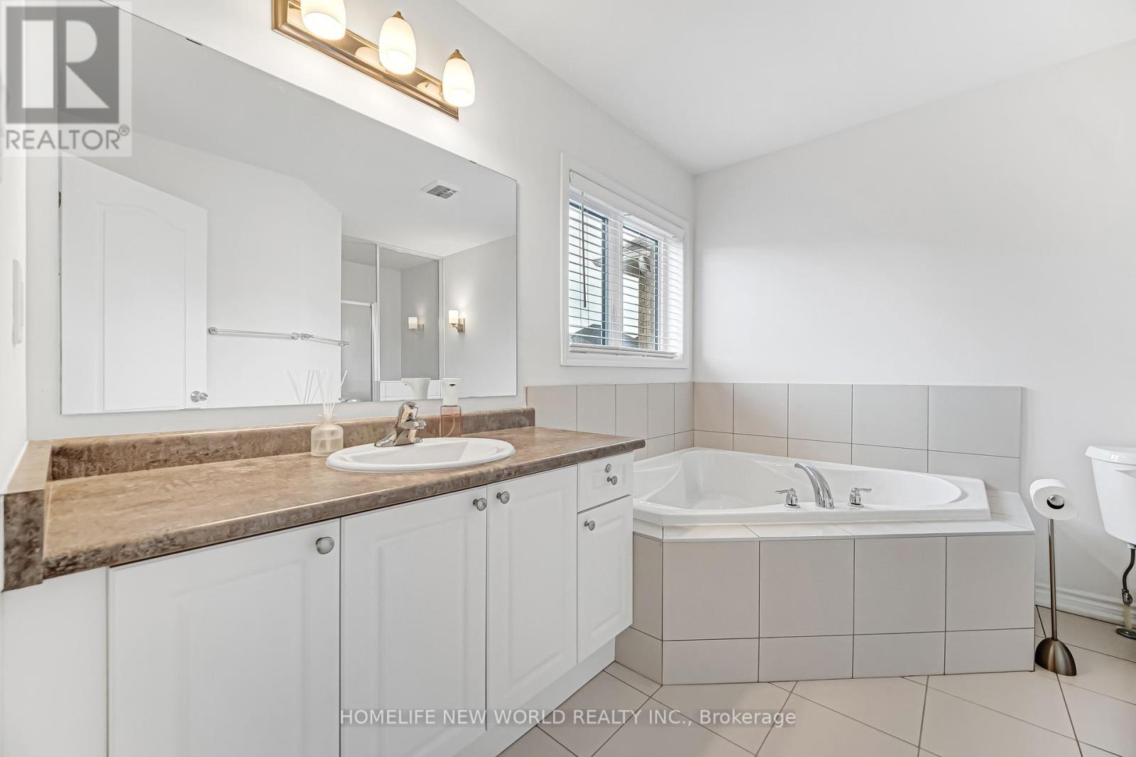 1780 William Lott Drive, Oshawa, Ontario  L1K 0X8 - Photo 21 - E12959000