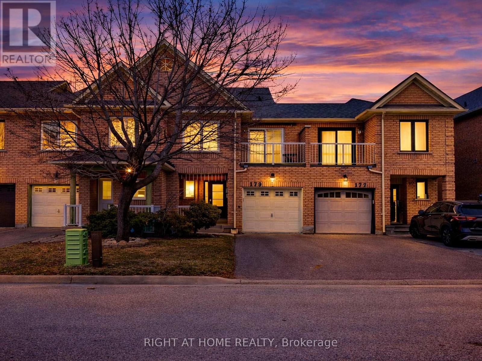 179 Vanguard Road, Vaughan, Ontario  L4K 5G8 - Photo 3 - N12958992